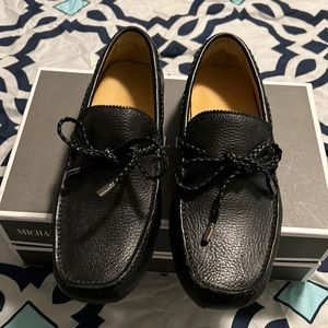 Shoe only worn once. Like brand new. Michael Bastian Loafers men.